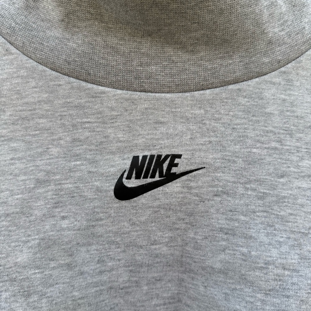 Nike Womens Heather Gray Baggy Cropped Mock Neck Sweatshirt Size Small - Picture 2 of 10